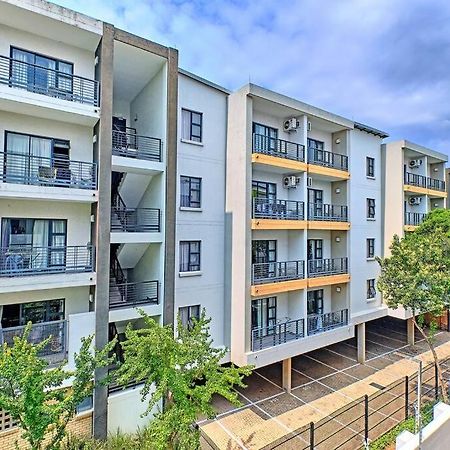 2 Bedroom Furnished Luxury Apartment With Inverter Johannesburg Exterior photo